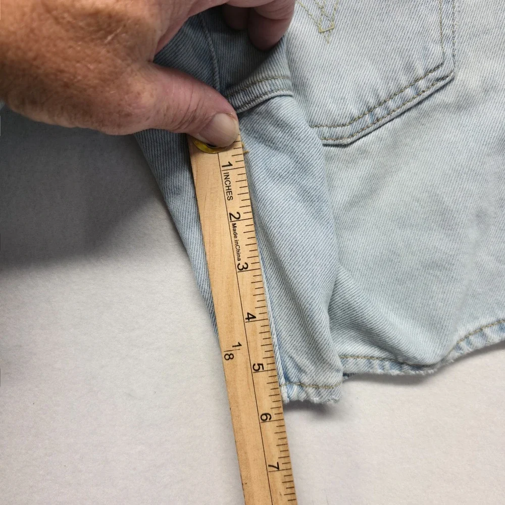 Levi's 501 Buttonfly Men's Denim Light Wash Jean Shorts Size 26 (26X6)